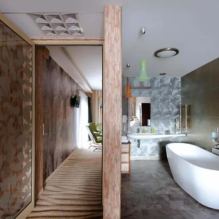 Lenart Hotel