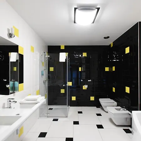 Hotel Lenart 4*