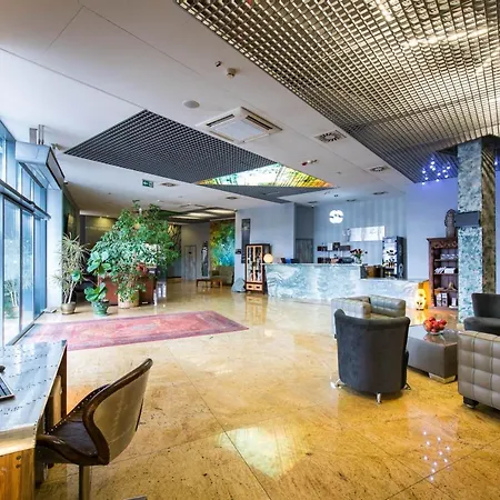 Lenart Hotel