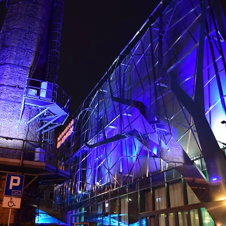 Отель Lenart 4*