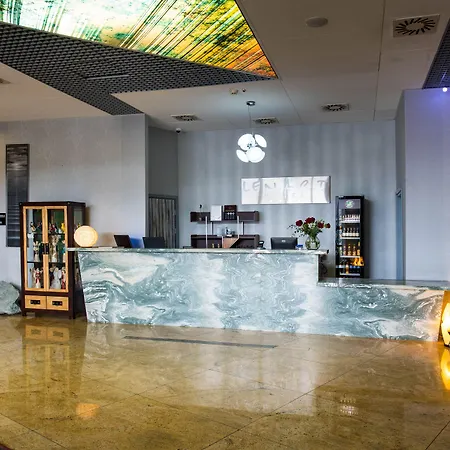 Lenart Отель 4*