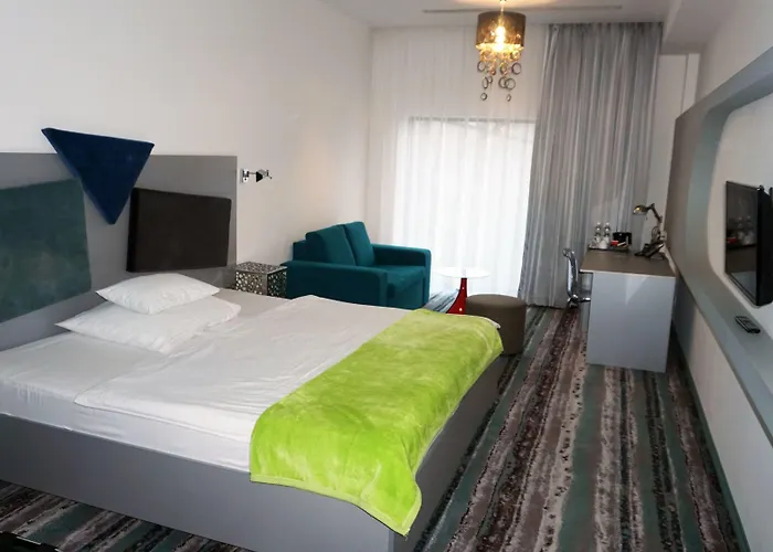 Ξενοδοχείο Lenart