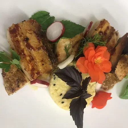 Ξενοδοχείο Lenart