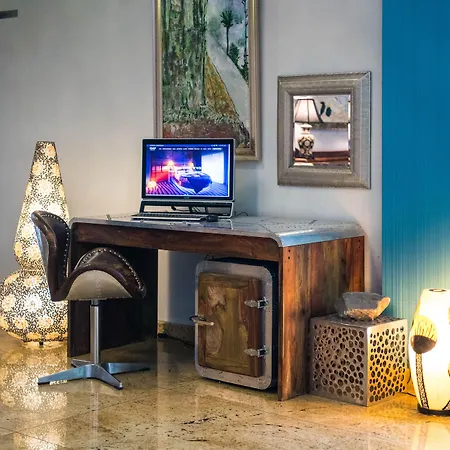 Ξενοδοχείο Lenart 4*